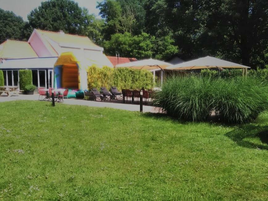 De Bron Villa Beringen Ngoại thất bức ảnh
